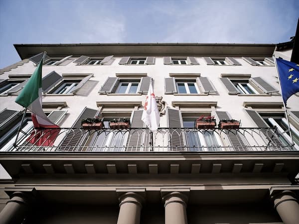 Hotel Executive-1