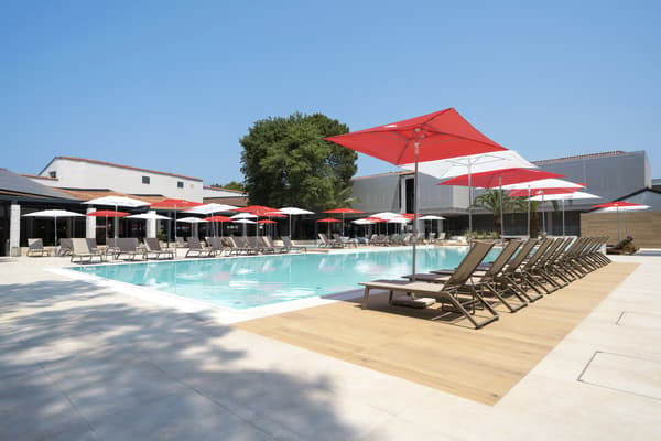 Hotel Pelegrin Plava Laguna-1