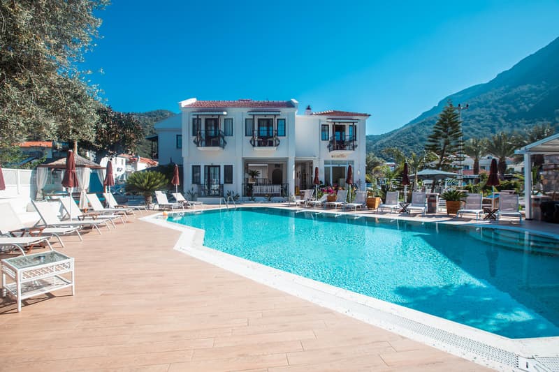 Bronze Hotel
