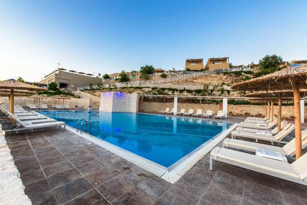 RG Village Crete-1