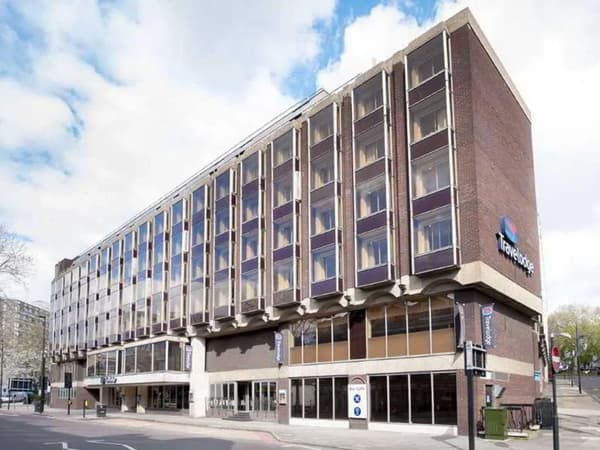Travelodge Kings Cross Royal Scott-1