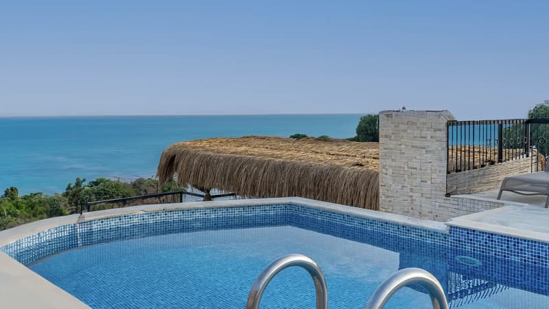 Rosy Suites Hotel