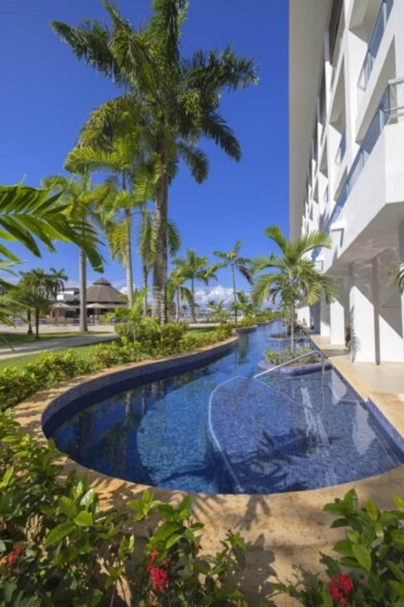 Royalton Hideaway Blue Waters