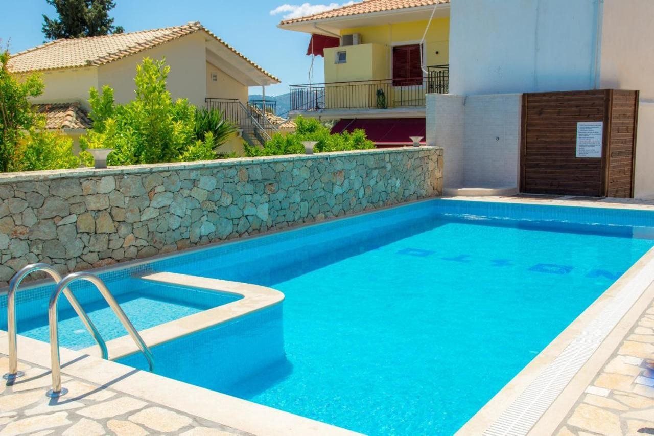 Nostos Hotel