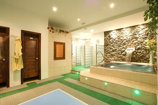 Gara Hotel-1