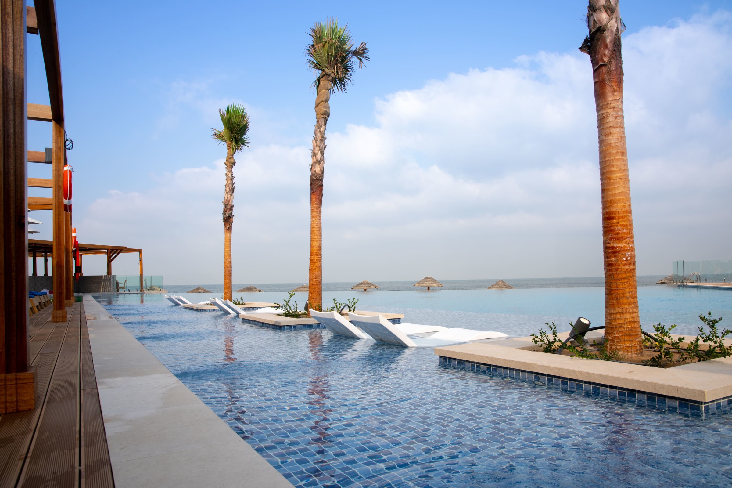 Ajman Hotel