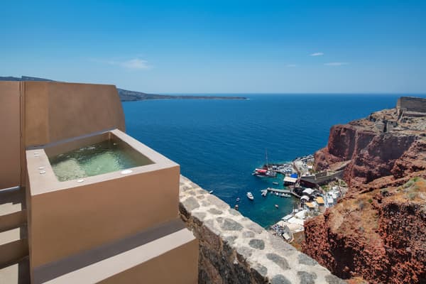 Old Castle Oia-1