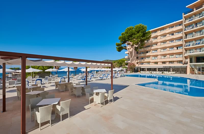 Grupotel Playa Camp de Mar