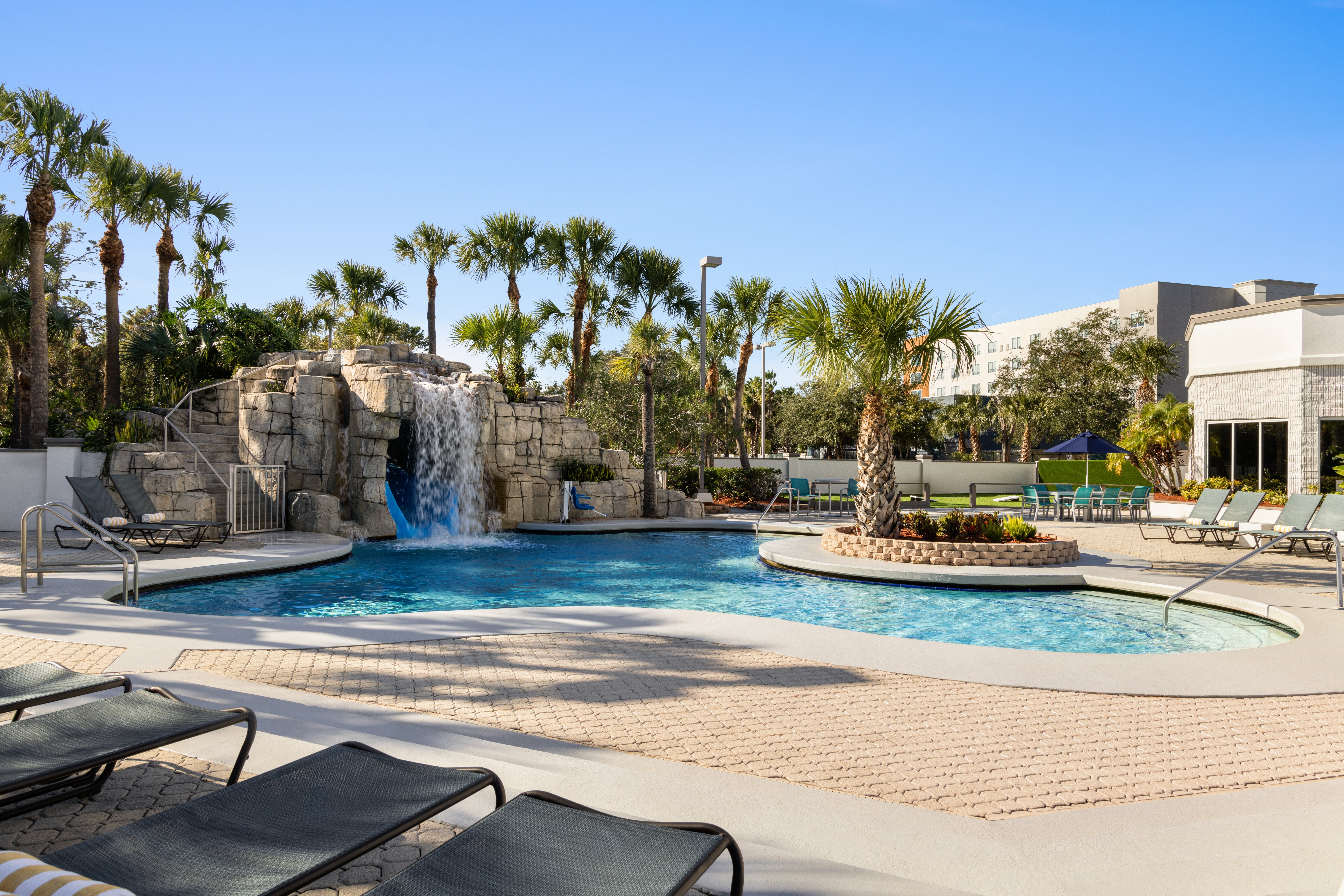 Crowne Plaza Lake Buena Vista