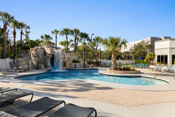 Crowne Plaza Lake Buena Vista-1