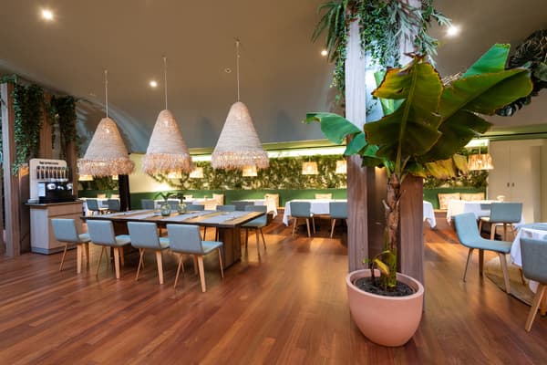 Aparthotel Atenea Barcelona-1