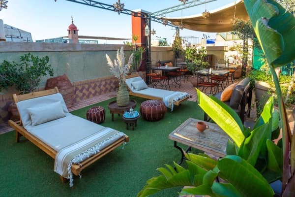 Riad L'heure D'eté-1