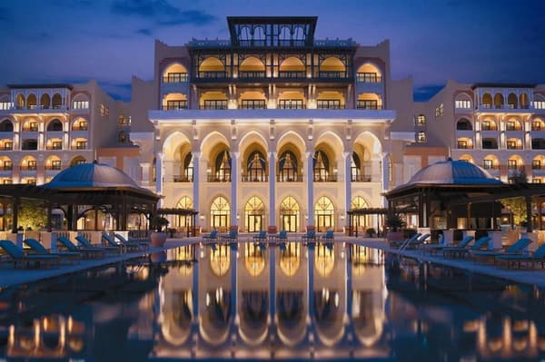 Shangri-La Hotel-1