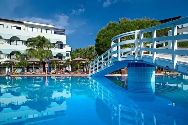 Sunrise Hotel-1