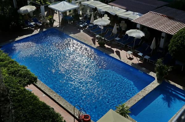 Hotel La Playa-1