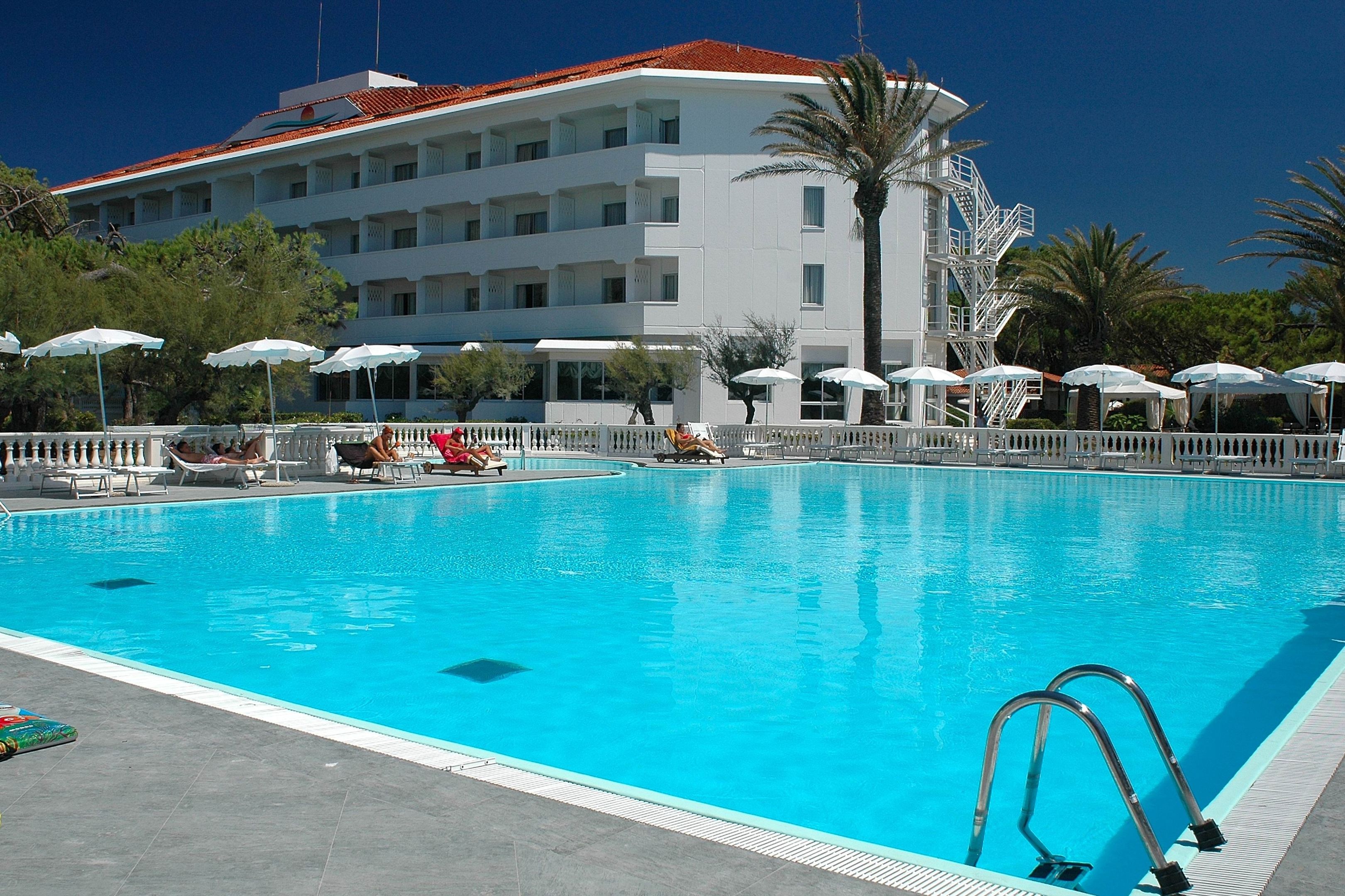 Domizia Palace