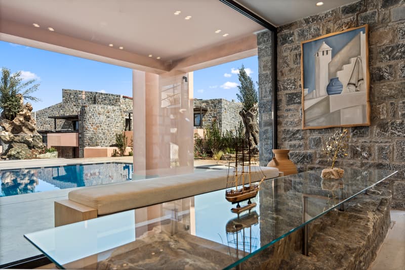 Volta Seaside Boutique Hotel