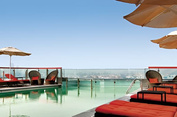 Golden Sands Hotel Creek-1