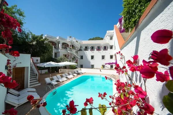 Villa Romana Hotel & Spa-1