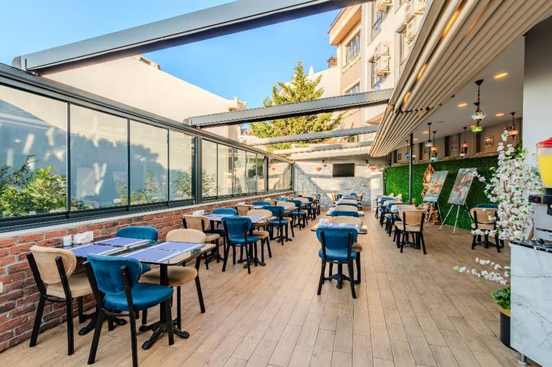 Sultan Hamit Hotel