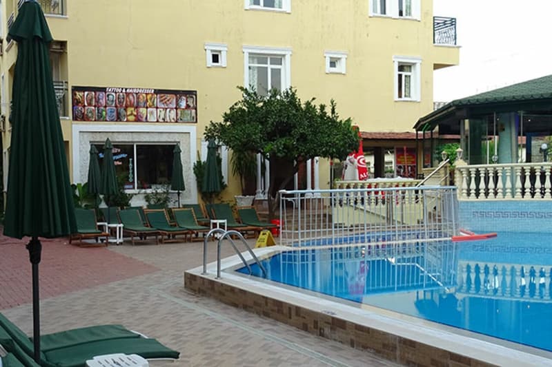Maxwell Holiday Club Apartments