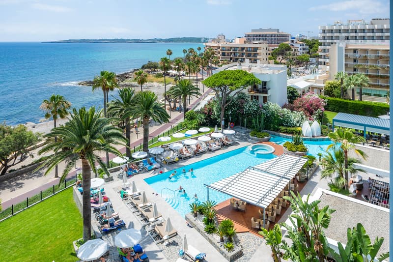 Marins Suites Hotel