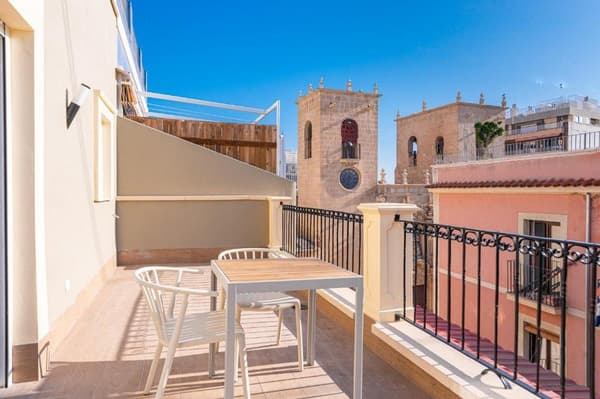 Hostal Vil5 by Be Alicante-1