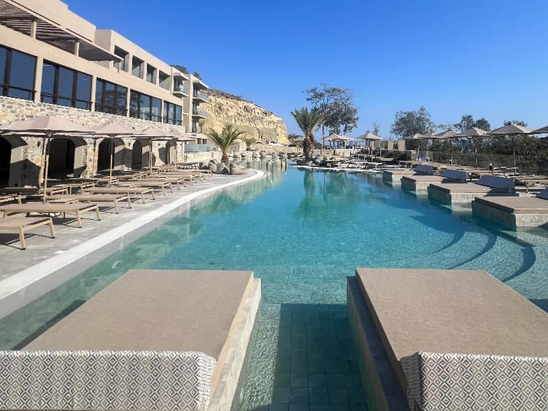 Harmony E Rock Hotel & Resort