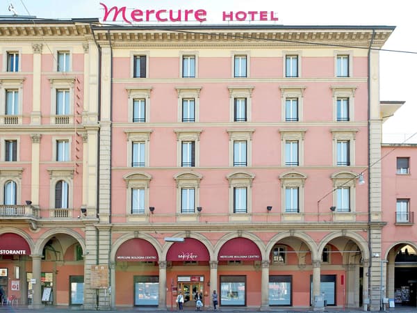 Mercure Bologna Centro-1