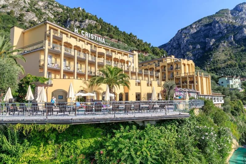 Cristina Hotel
