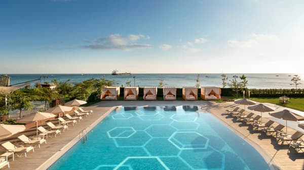 Crowne Plaza Istanbul Florya-1