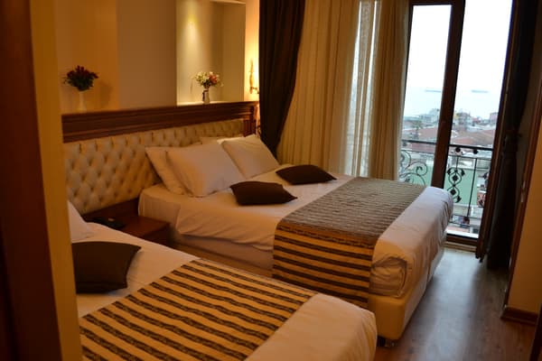 Seven Days Hotel-1