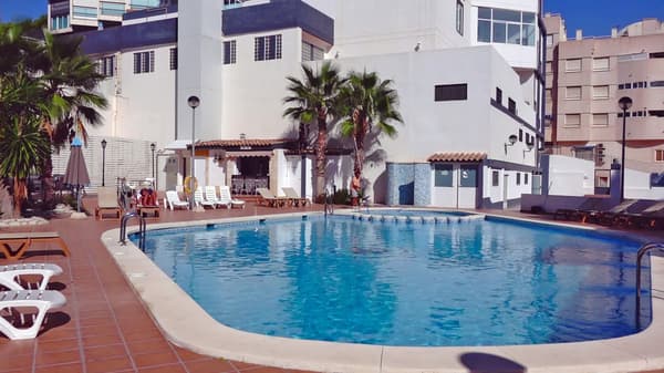 La Familia Gallo Rojo Hotel-1