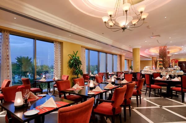Radisson Blu Hotel and Resort Abu Dhabi Corniche-1