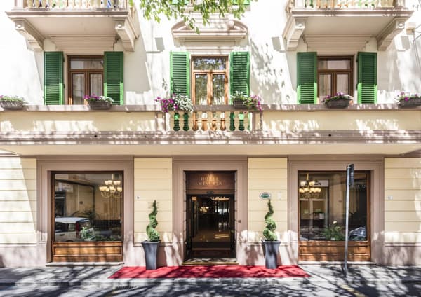 Minerva Palace-1
