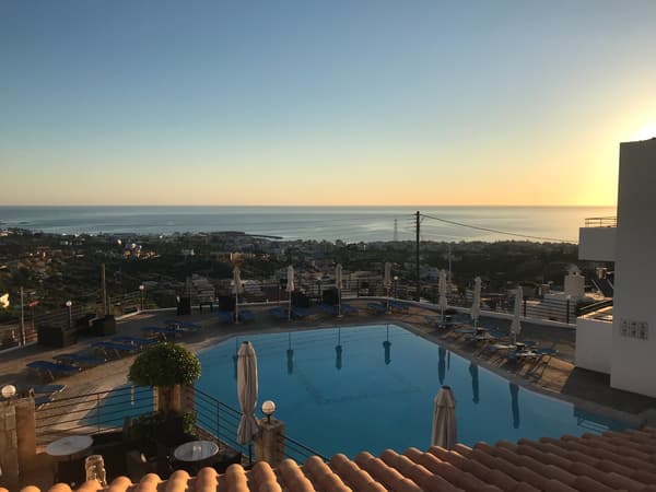 Amazones Villas Suites-1