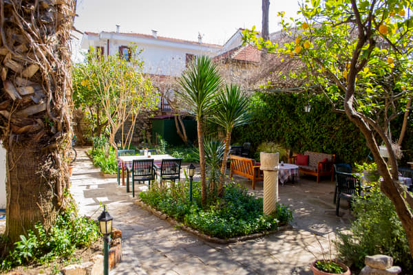 Begonville Pension-1
