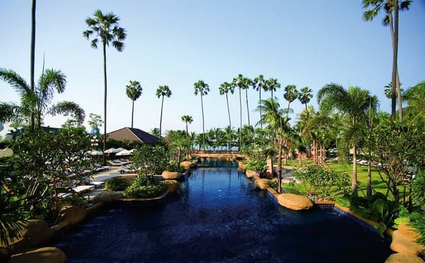Hotel & Resort Jomtien Palm Beach-1