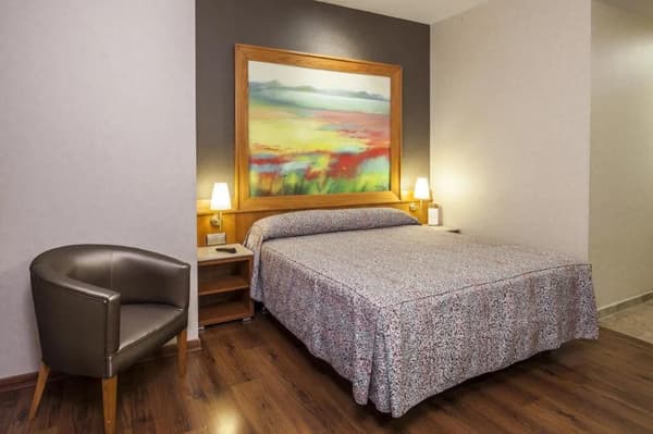 Hotel Catalonia Excelsior-1