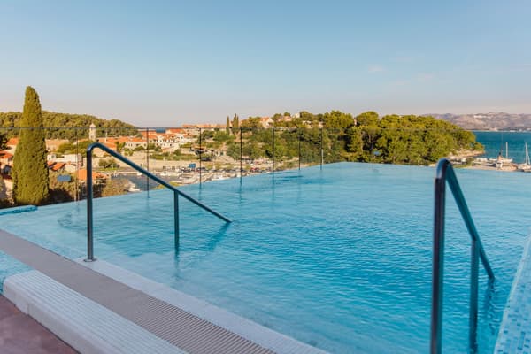 Hotel Cavtat-1