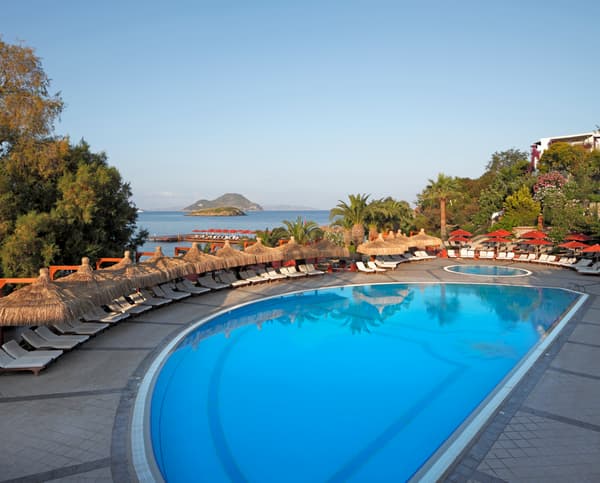 Kadikale Resort / Club Kadikale-1