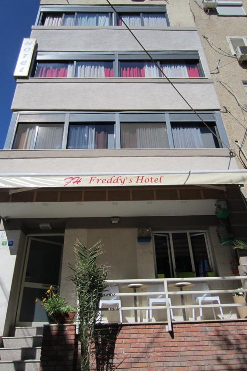 Freddy's hotel