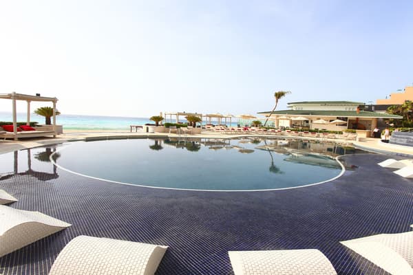 Sandos Cancun All Inclusive - Adults Only-1