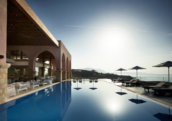 Boutique 5 Hotel & Spa-1