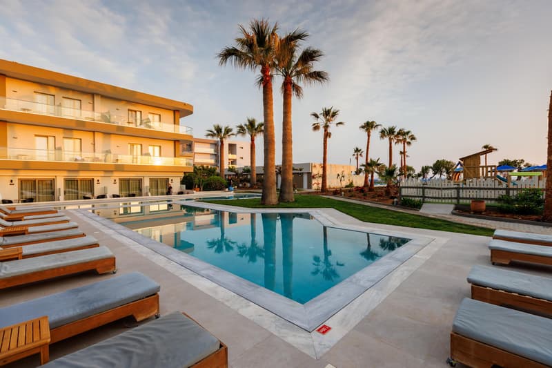 Malia Bay Beach Hotel & Bungalows