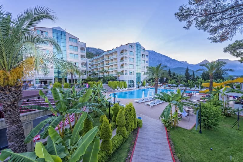 Grand Ring Hotel