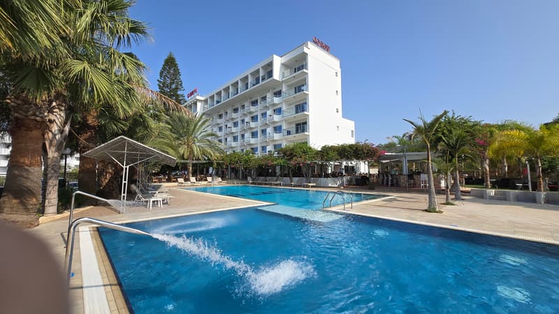 Corfu Hotel