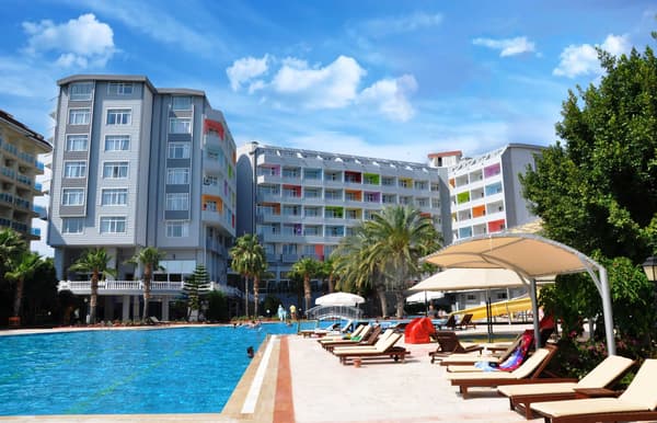 Mira Meridia Beach Hotel-1