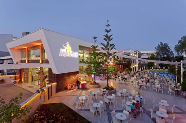 Club Mermaid Village-1