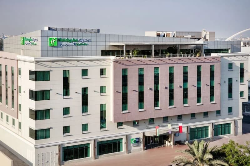 Holiday Inn Express Dubai - Safa Park
